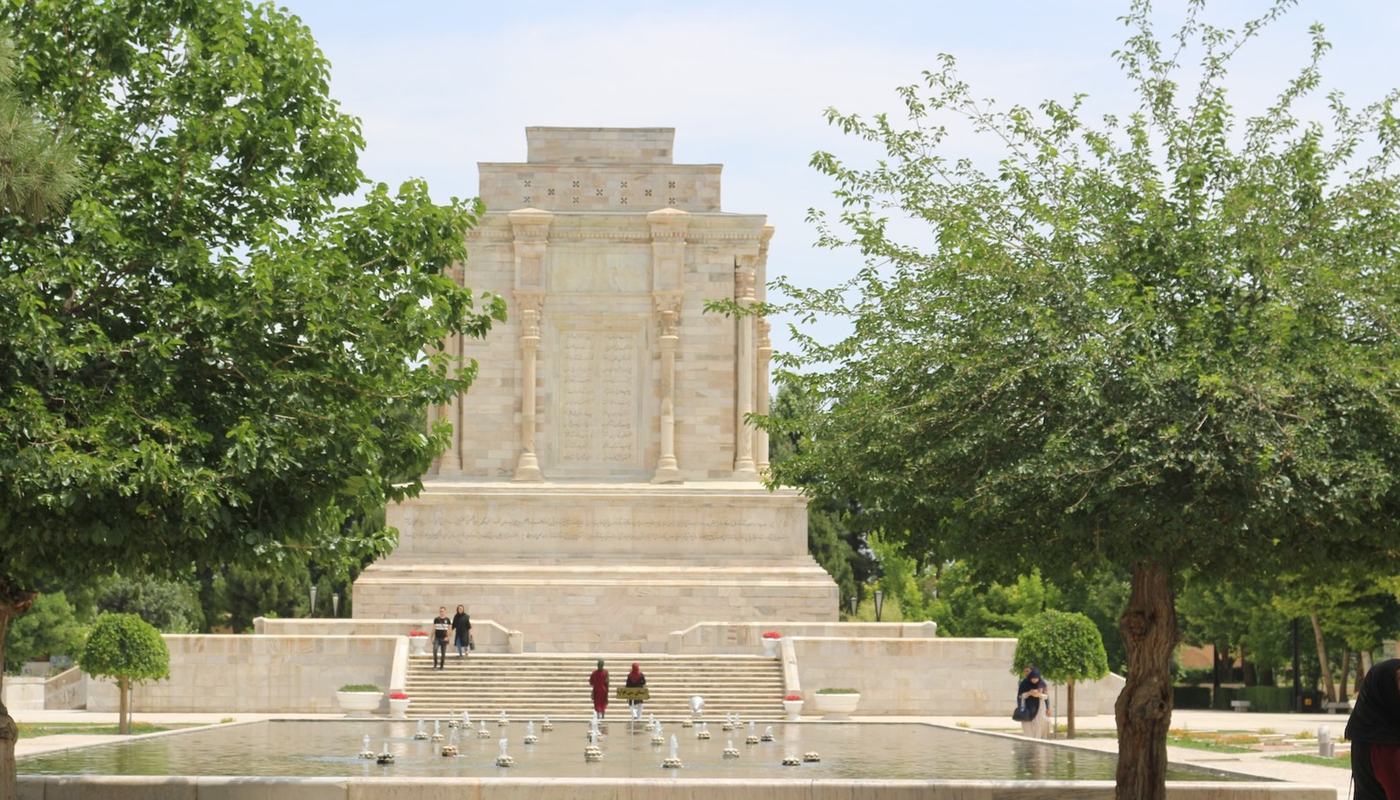 At the Threshold of the Shâh Nâmeh: A Reflection at Ferdowsi’s Tomb